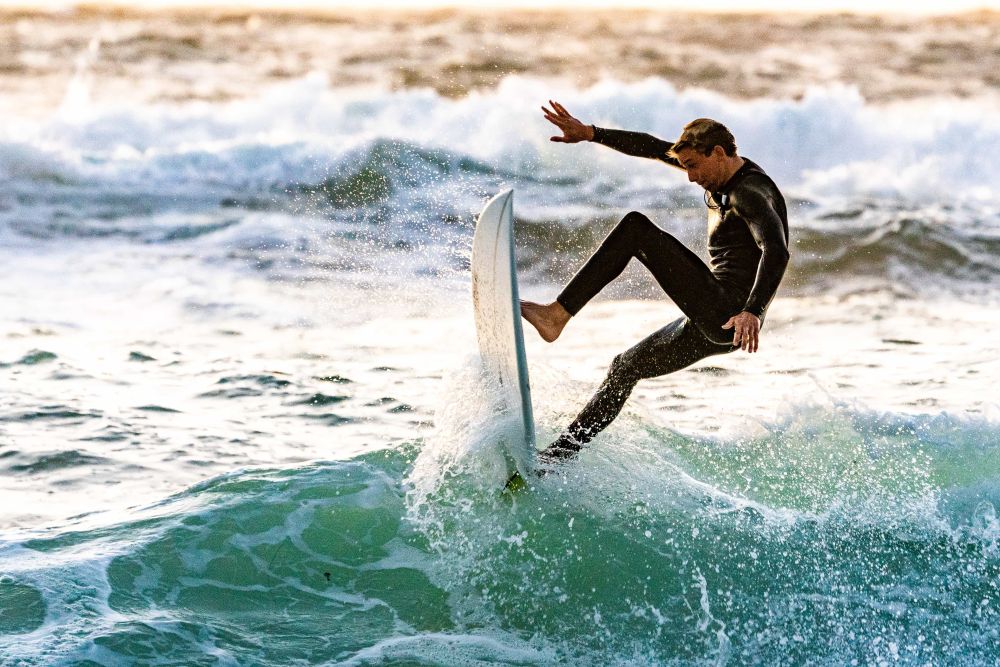 5 Great Destinations for Surfers to Teach English Abroad | ITTT | TEFL Blog