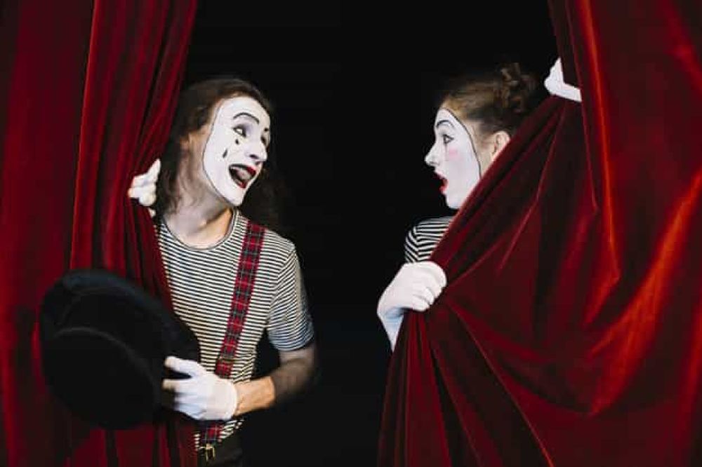 Classroom is a Stage and Teacher is an Actor | ITTT | TEFL Blog