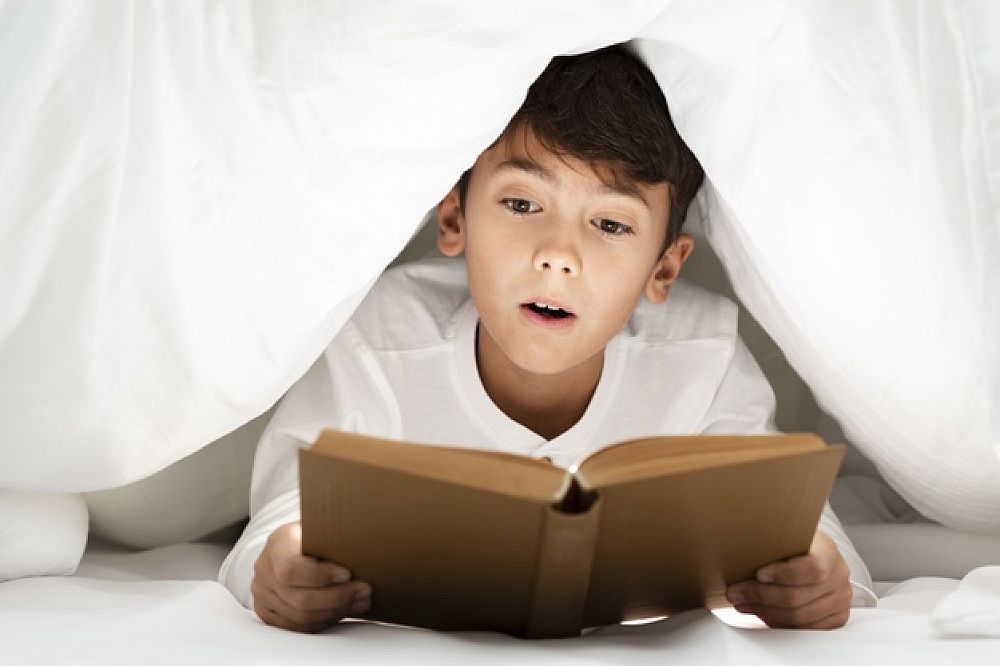 Reasons Why Passive Reading is Important in Childhood | ITTT | TEFL Blog