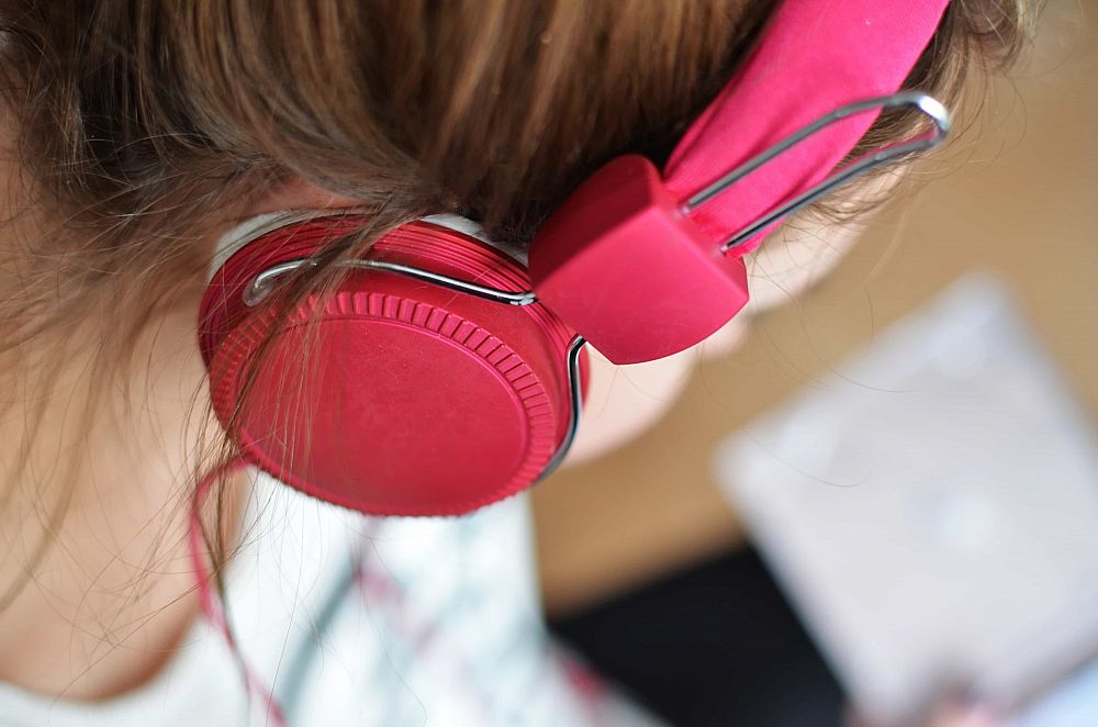 Great Ideas for Teaching Listening Skills in the ESL Classroom | ITTT | TEFL Blog