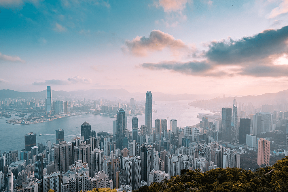 Teaching English in Hong Kong - The Salary and Budget Guide | ITTT | TEFL Blog