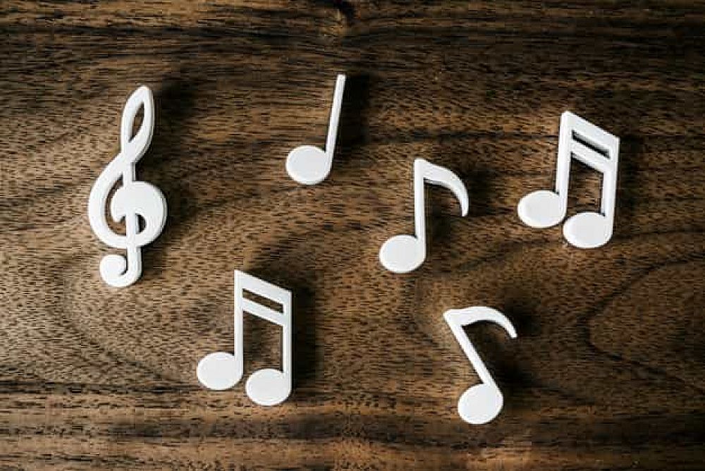 Benefits of Using Songs in the Classroom: a Mother’s and a Teacher’s Opinion | ITTT | TEFL Blog