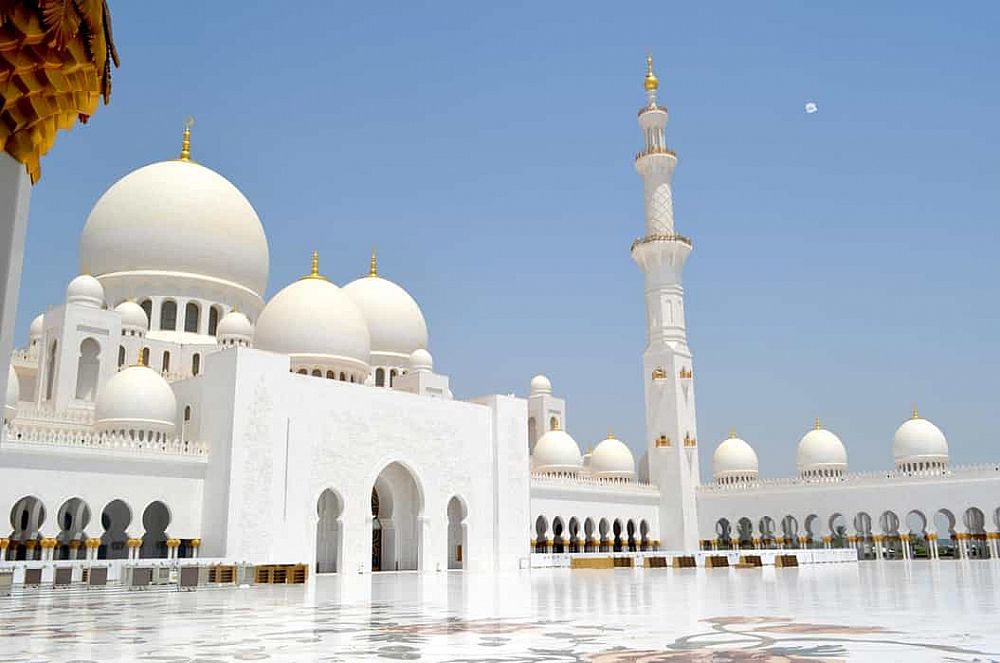 Cultural Features in an ESL Classroom in the UAE | ITTT | TEFL Blog