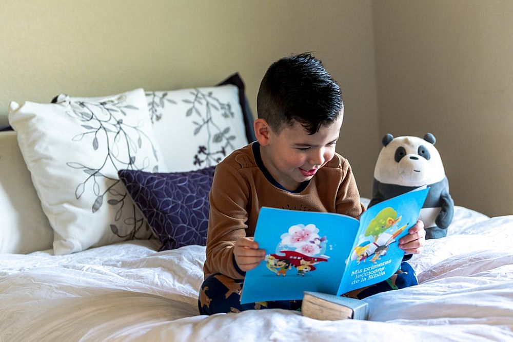 How to Build Strong Reading Skills from Early Childhood | ITTT | TEFL Blog
