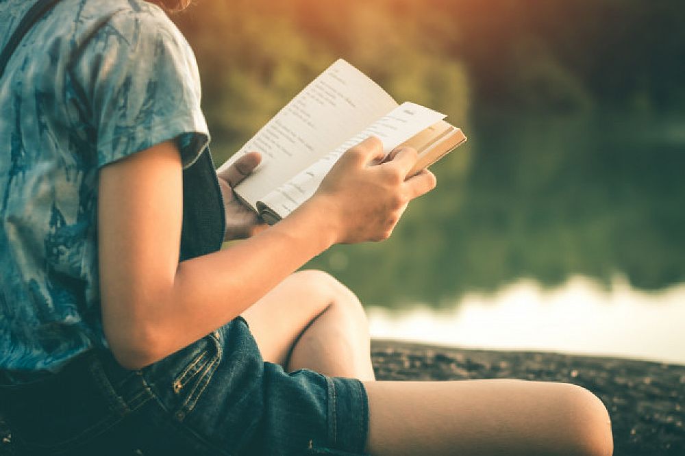How Reading Nourishes the World | ITTT | TEFL Blog