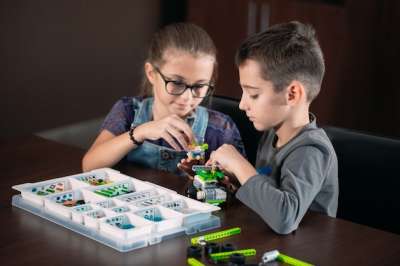 kindergarten kids children play