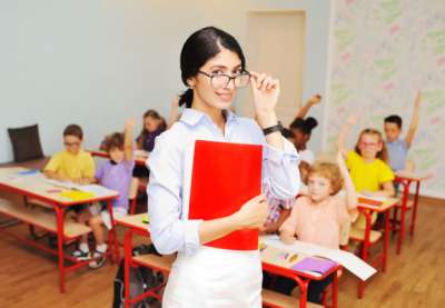 esl classroom teacher in class