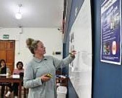 Trainee Teaching EFL Students in Cusco