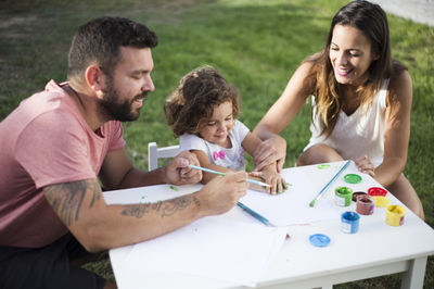 parents with daughter