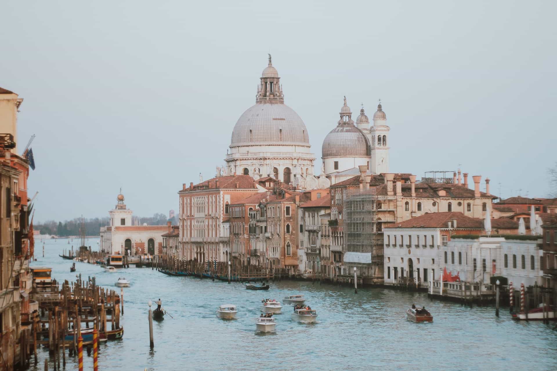 teaching-english-in-italy-the-salary-and-budget-guide-ittt-tefl-blog